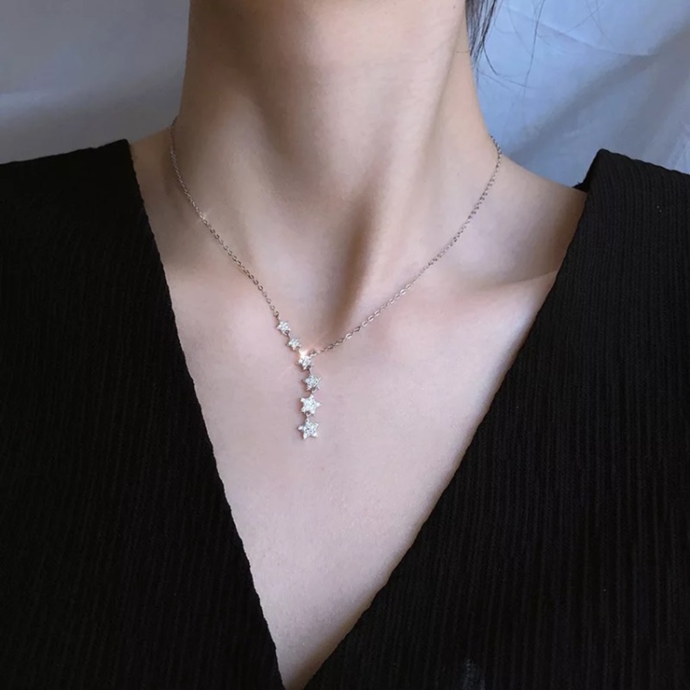 🌟 Beautiful Stars Diamond Necklace - Picture 3 of 4